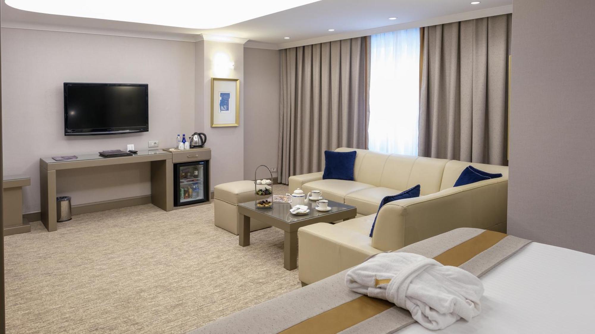 Altinel Ankara Hotel & Convention Center Exterior photo